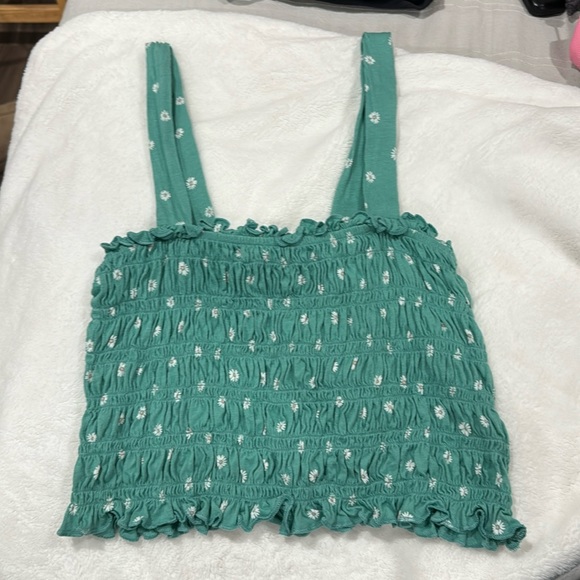 Real crop top with flowers - Picture 1 of 1
